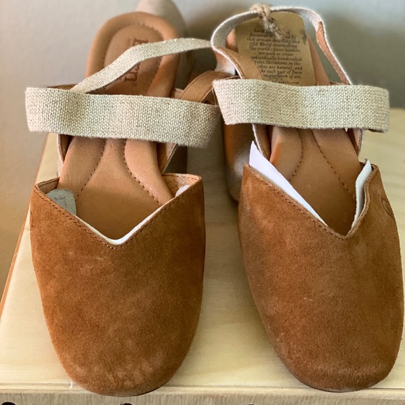 Born Coco Slip-on Ballet Flats - Picture 1 of 3